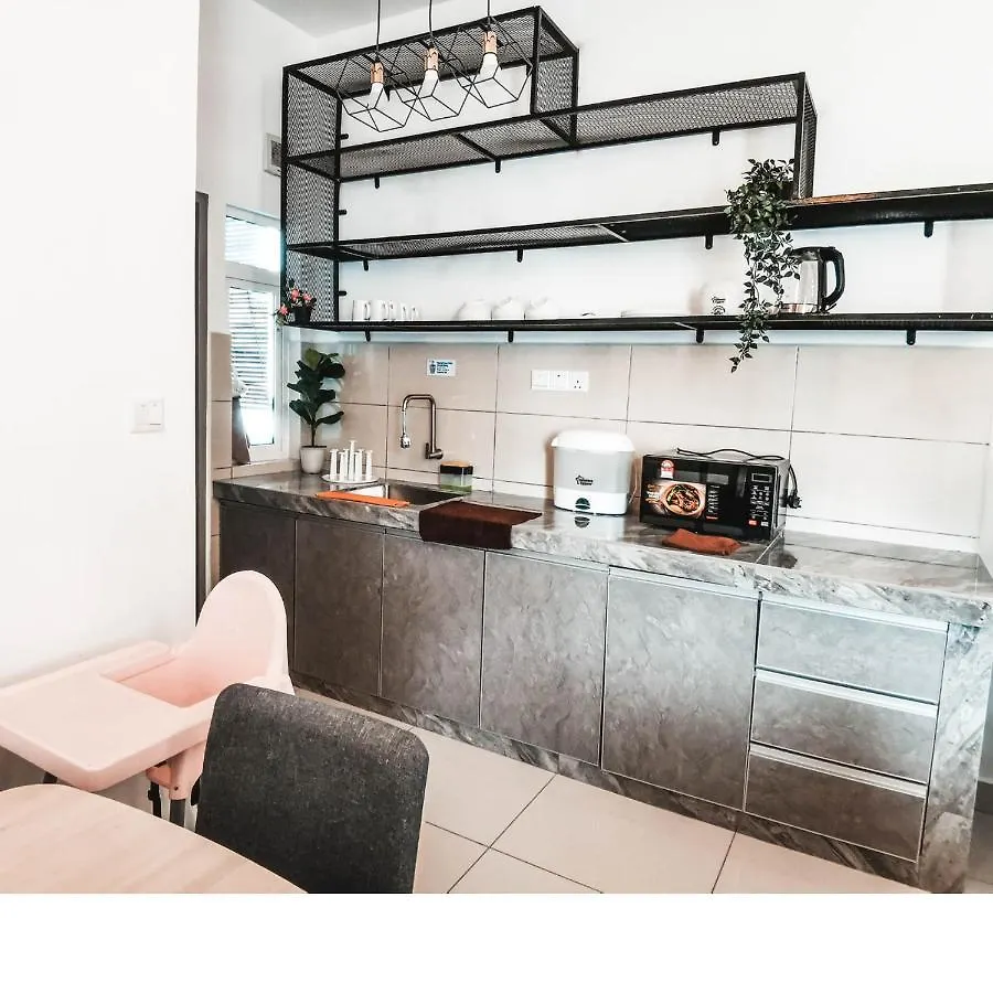 Tr Residence Wtc Titiwangsa Monorail Mrt Station Klcc Hkl Ijm Bukit Bintang 吉隆坡 0*,  马来西亚